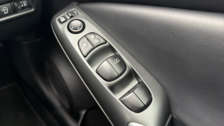 Nissan Juke 1.0 DiG-T Acenta Premium 5dr Petrol Hatchback